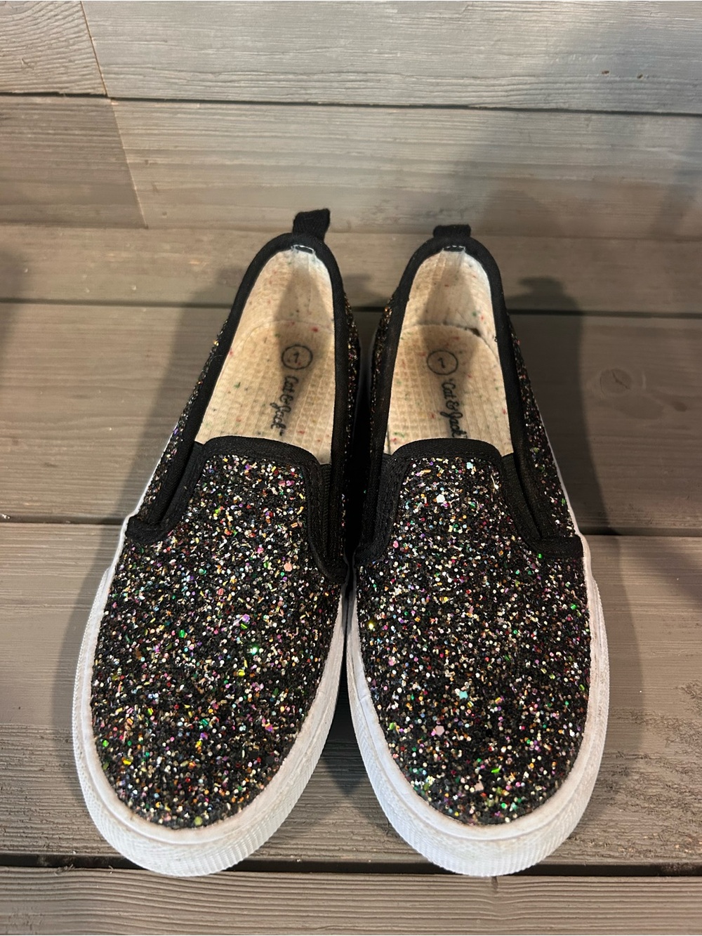 Girls glitter slip on shoes
